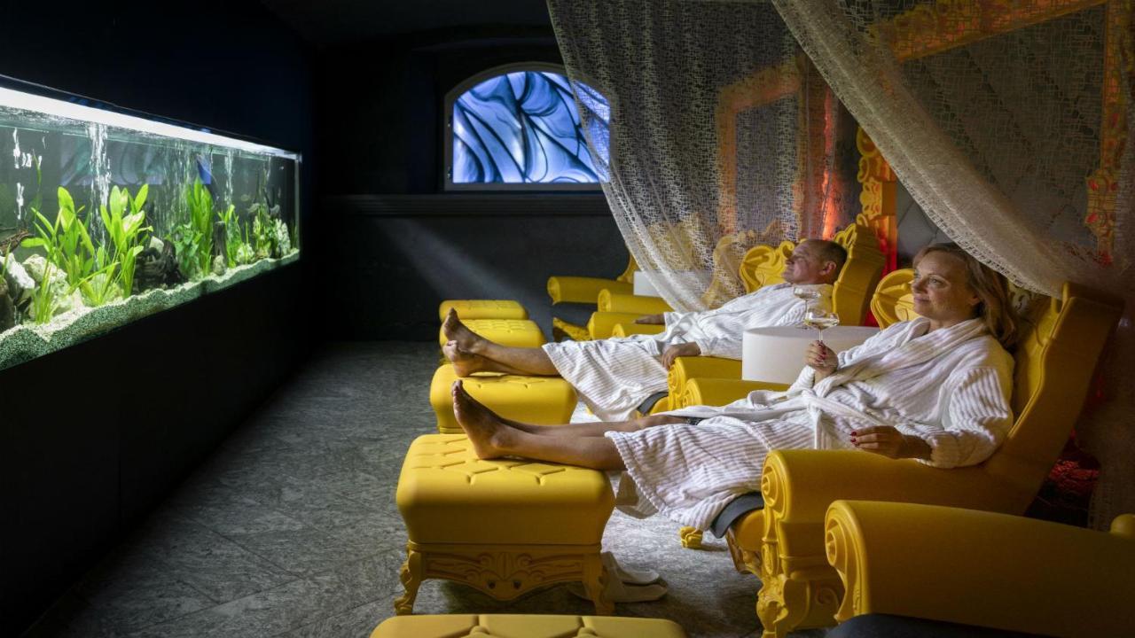 Castle Spa Wagenkuell Taagepera エクステリア 写真